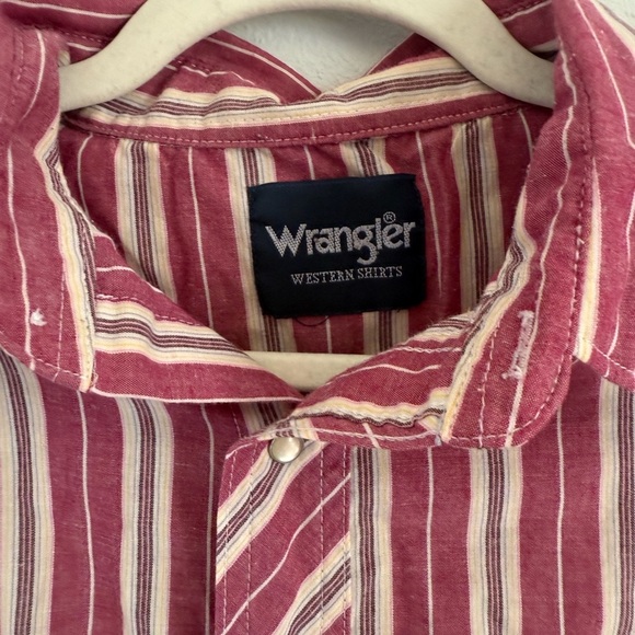 Men’s Wrangler Burgundy and Cream Striped Western Shirt Button Down Size XL - Picture 2 of 3